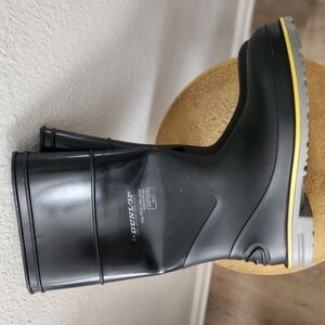 Dunlop Black Rain Boots